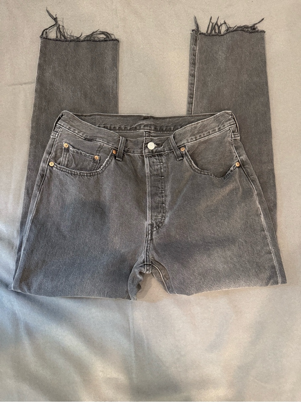 Levi's Women's 501 W31/L30 Faded Black Denim With Frayed Edge Hem Y2K Boho